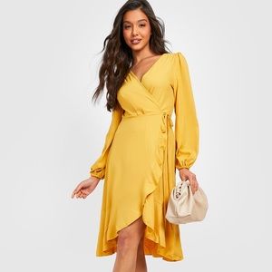Boohoo yellow dress!!! Size: 12!! NWT